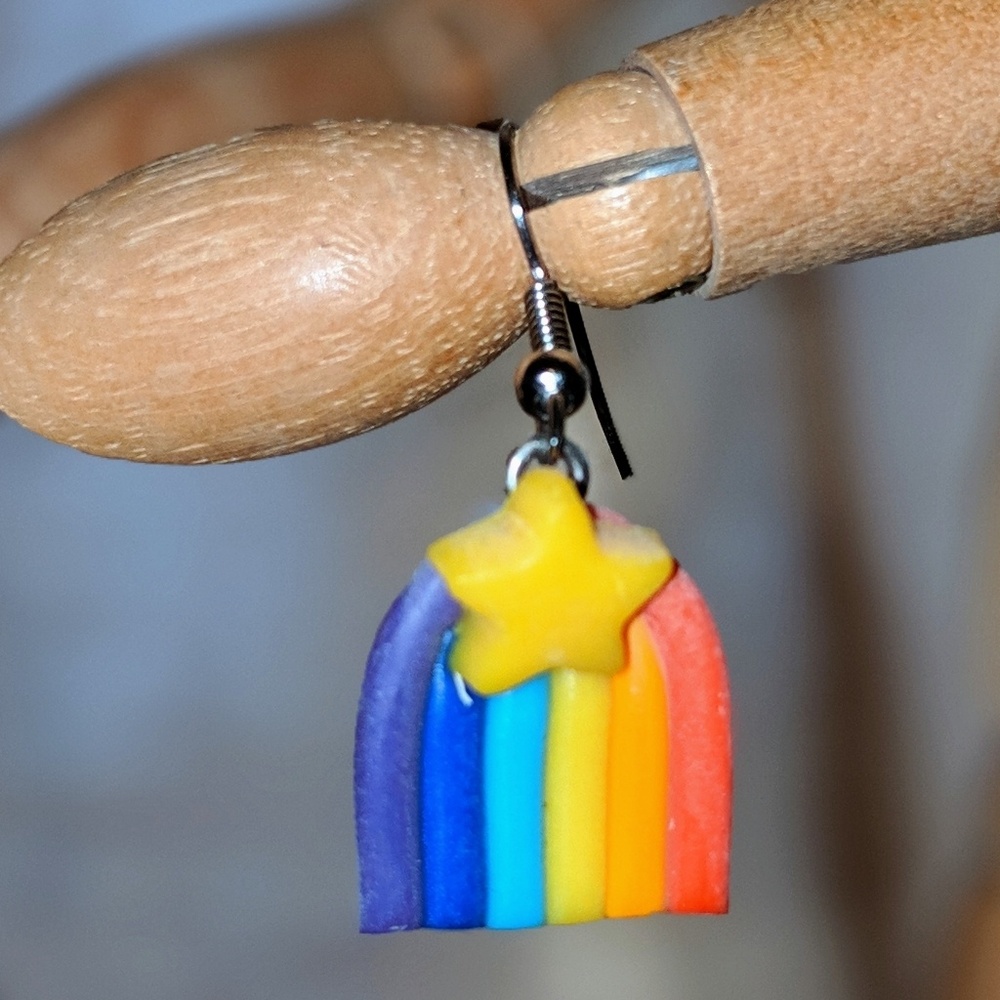 🌟🌈 Rainbow Earrings!